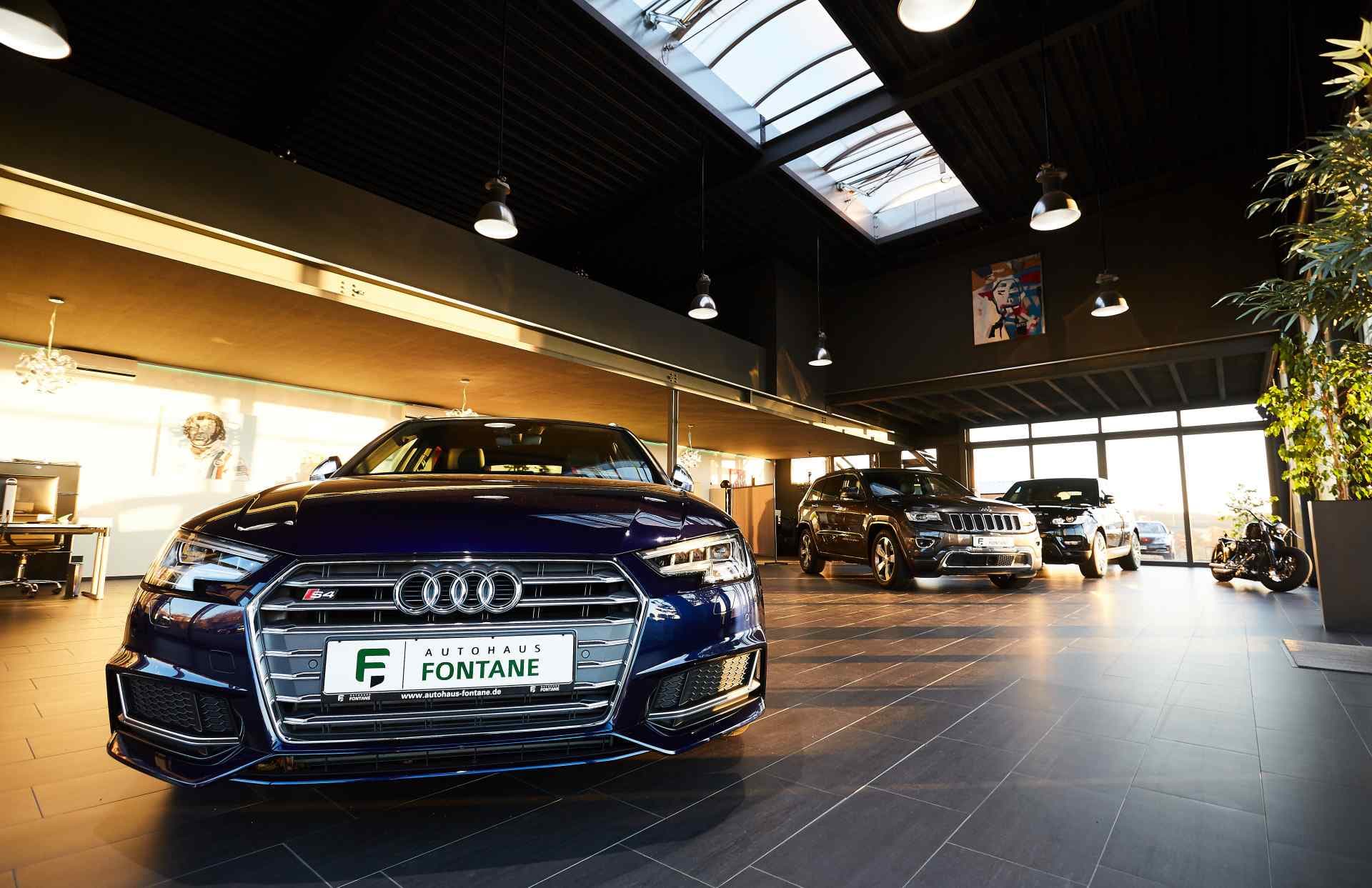 The showroom at Autohaus Fontane with an Audi in the foreground